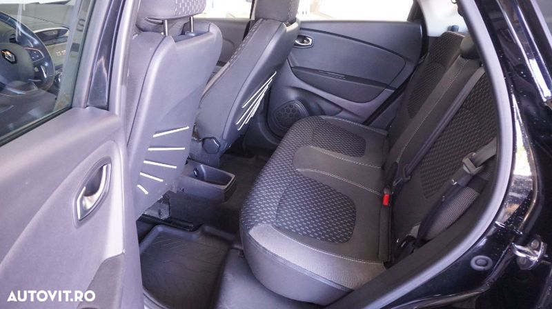 Renault Captur - 13