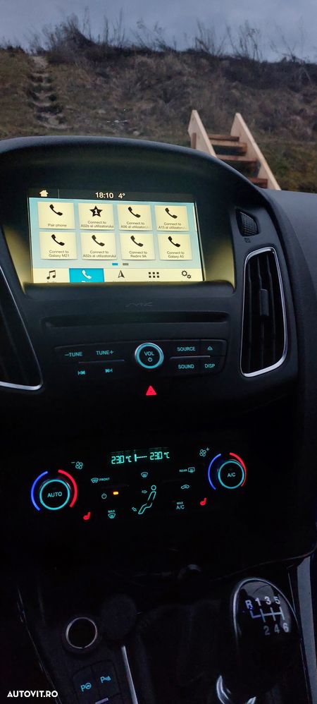 Ford Focus - 9