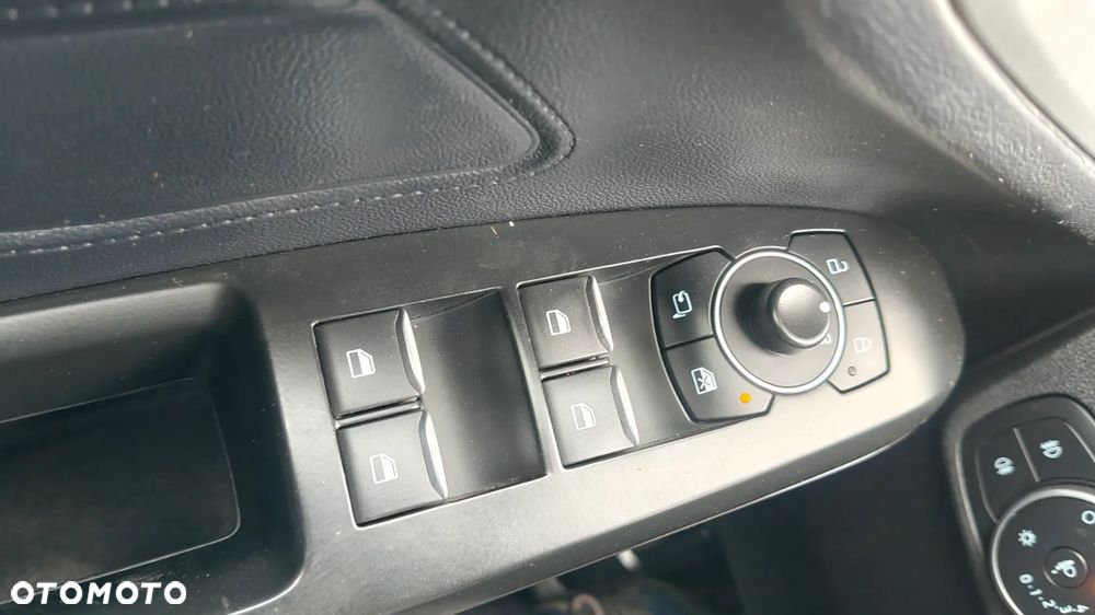 Ford Focus 1.0 EcoBoost Titanium - 16