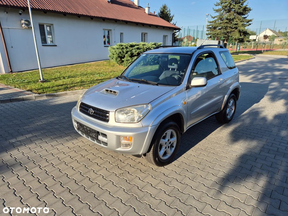 Toyota RAV4 D-4D 4x4 Sol - 4