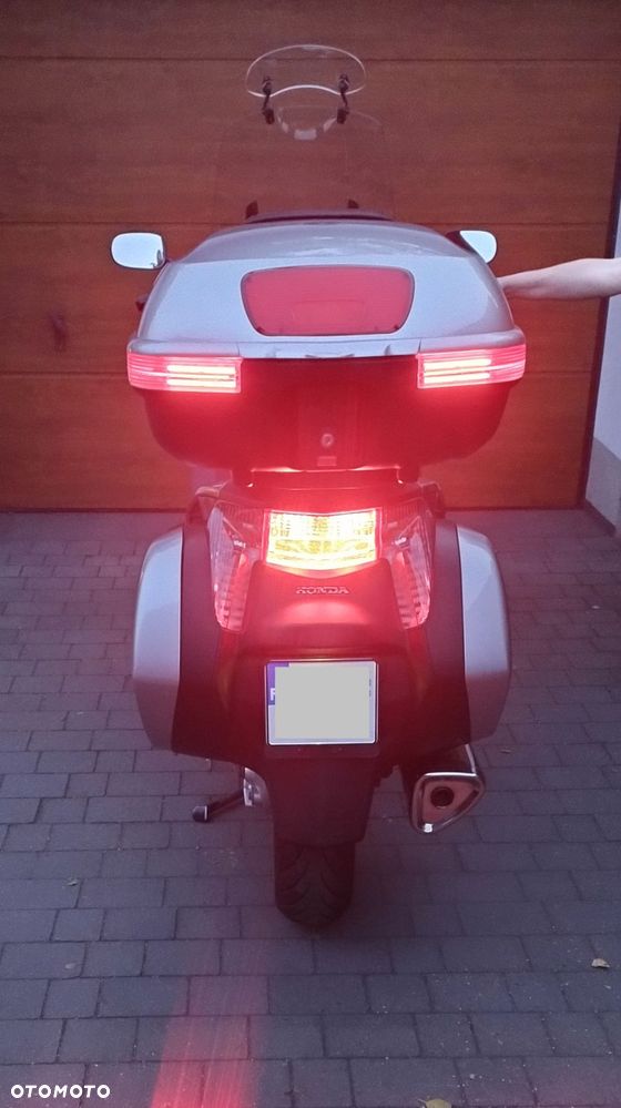 Honda Deauville - 15