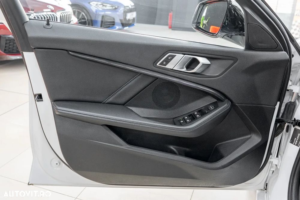 BMW Seria 1 118i Aut. Edition M Sport Shadow - 24