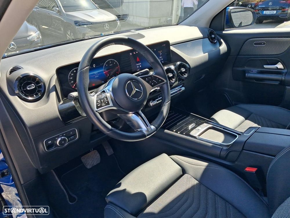 Mercedes-Benz GLA 180 d Progressive - 10