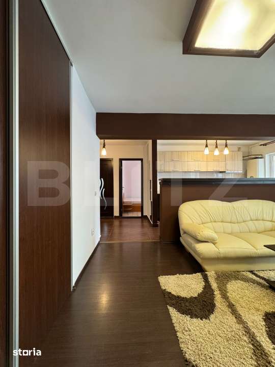 Apartament 2 camere,  52 mp, etaj intermediar, parcare, 2 balcoane, zo - Imagine principală: 2/12