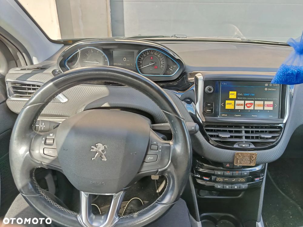 Peugeot 2008 PureTech 82 Allure - 11