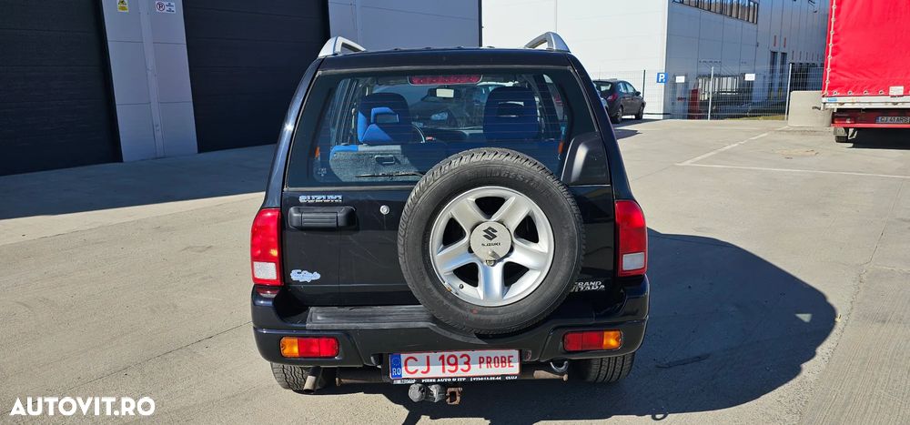 Suzuki Grand Vitara 2.0 Comfort Style - 9