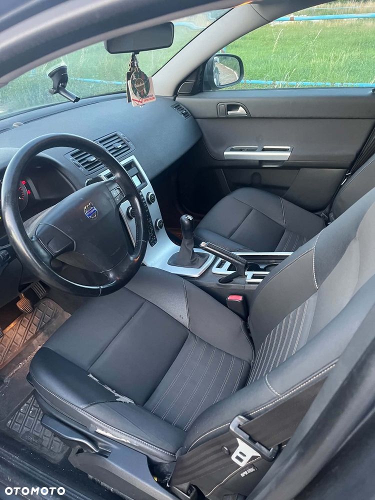 Volvo V50 - 3
