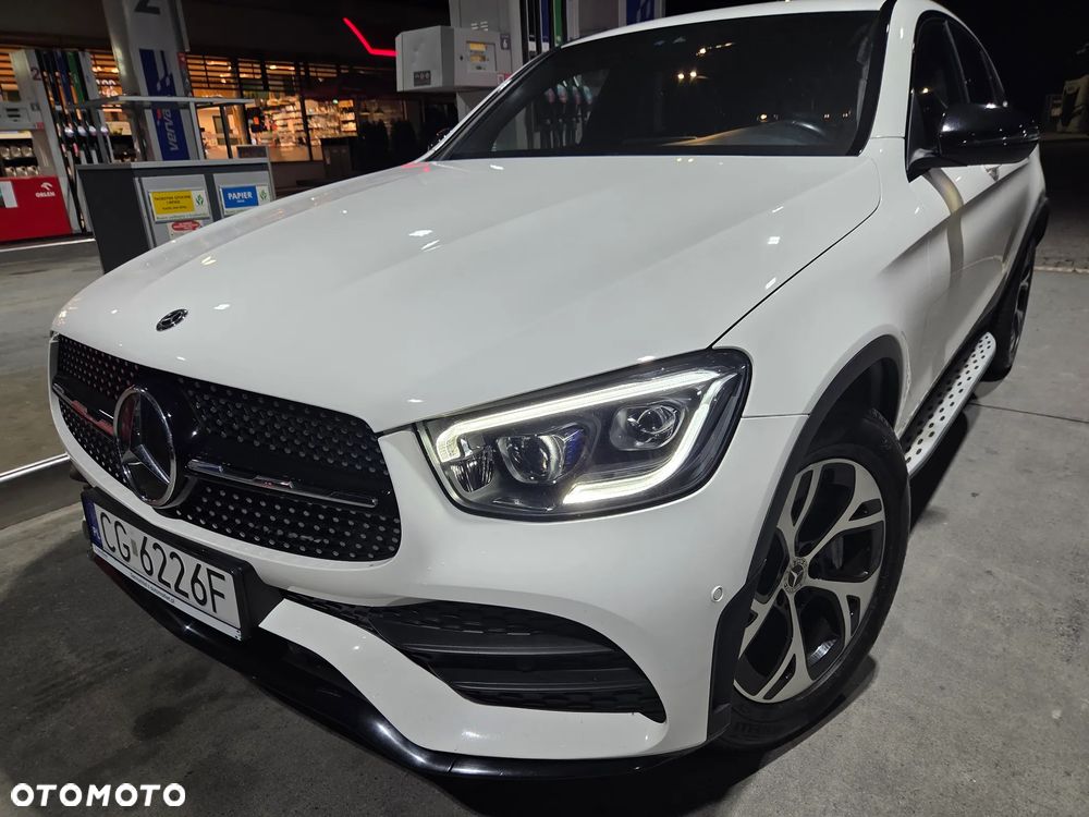 Mercedes-Benz GLC 200 4Matic 9G-TRONIC AMG Line Plus - 1