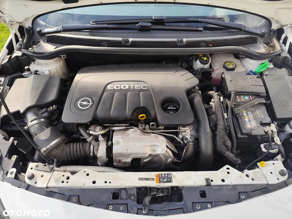 Opel Astra 1.6 CDTI Enjoy - 10