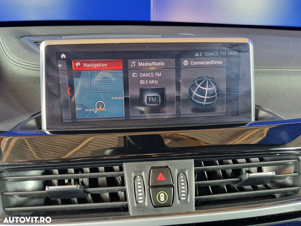 BMW X1 sDrive18d AT - 18