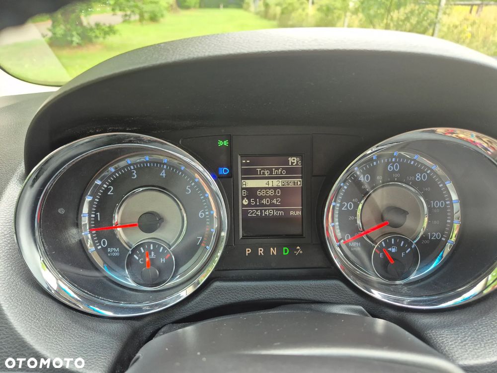 Dodge Grand Caravan - 19