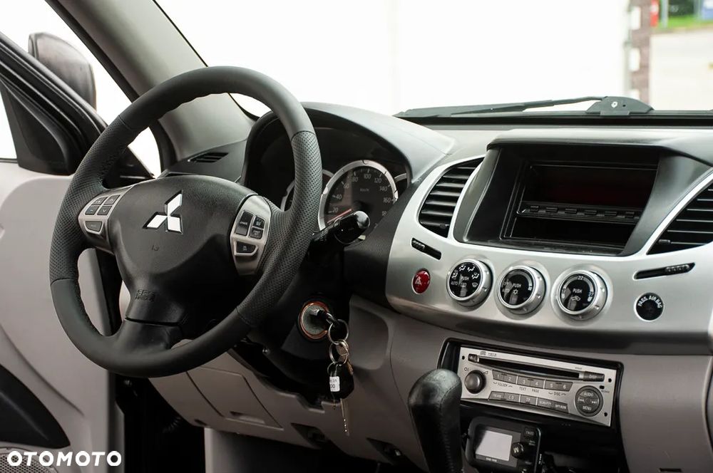 Mitsubishi L200 Pick Up 4x4 Intense Double Cab - 5