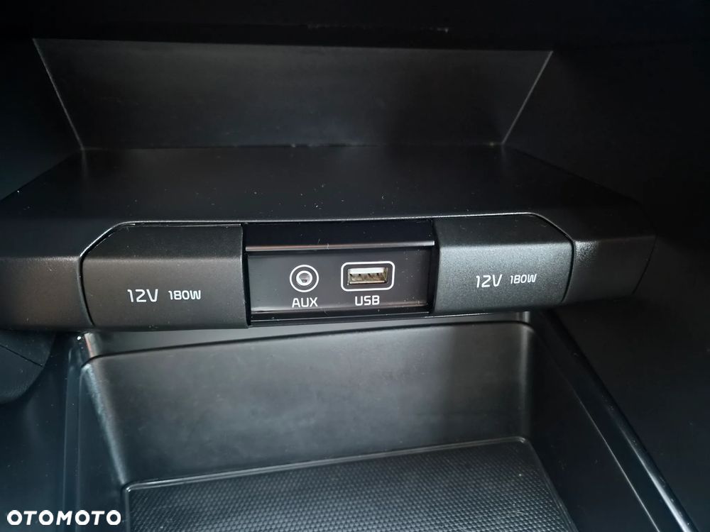 Kia Ceed 1.4 CVVT Dream Team Edition - 19