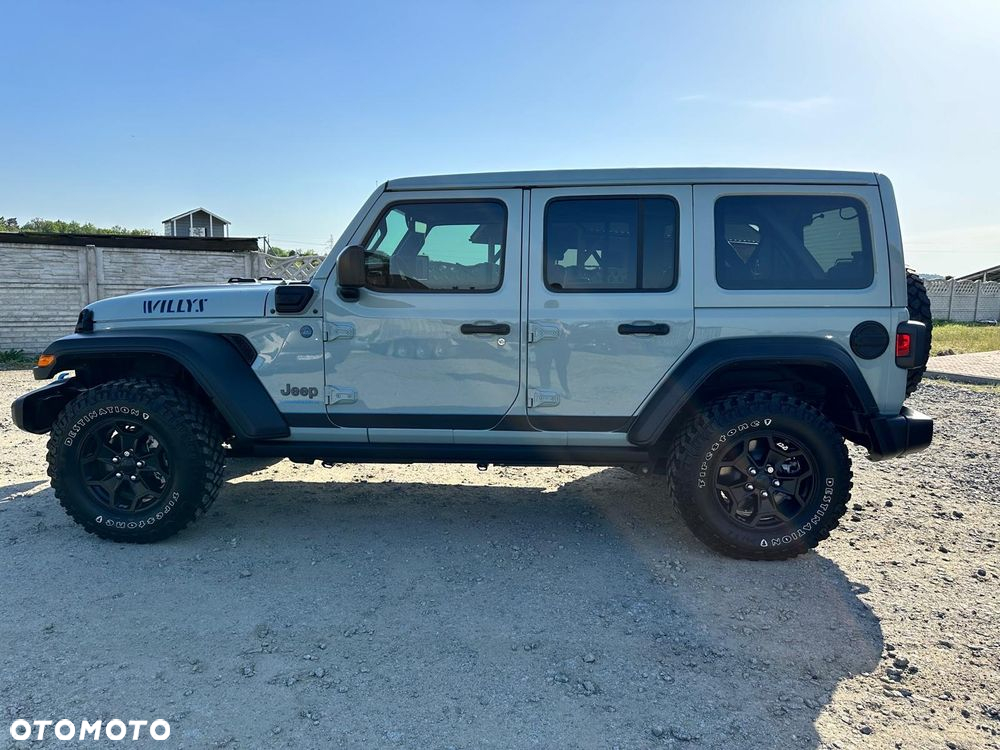 Jeep Wrangler - 26
