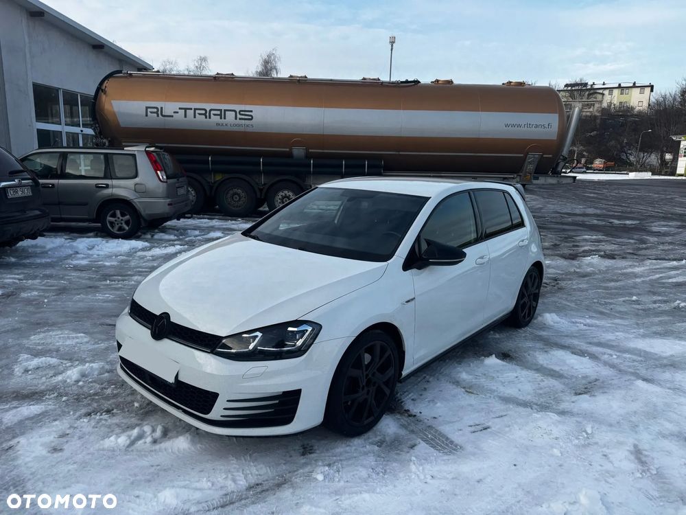Volkswagen Golf 2.0 TDI BMT GTD - 2