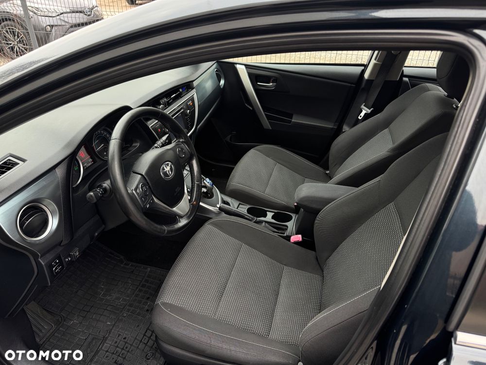 Toyota Auris - 7