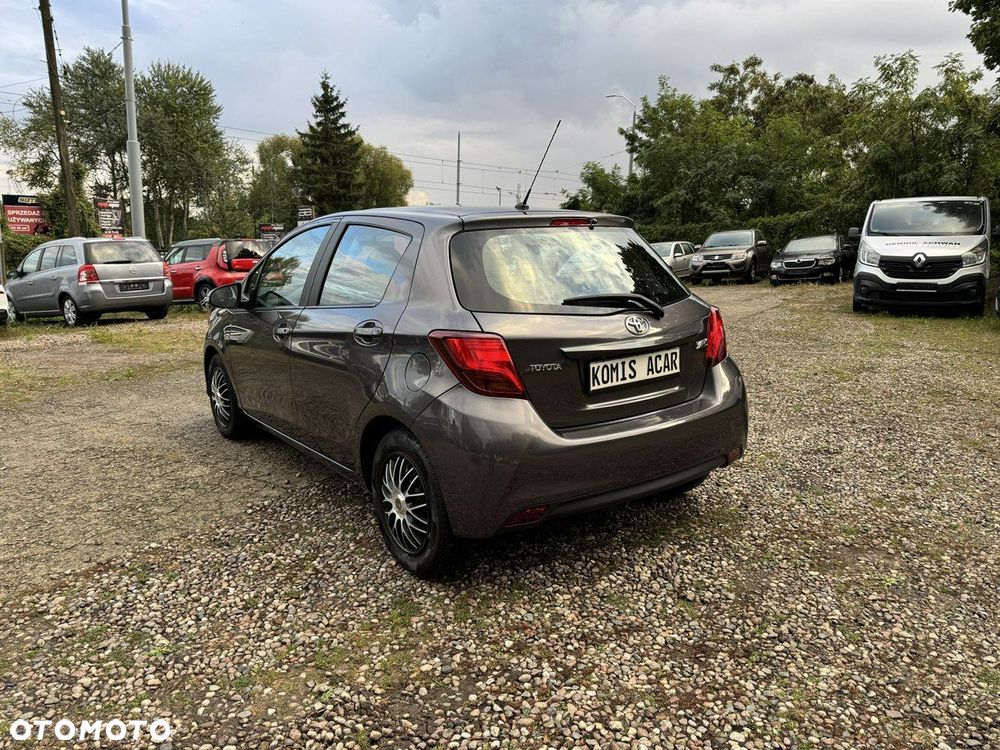 Toyota Yaris - 31