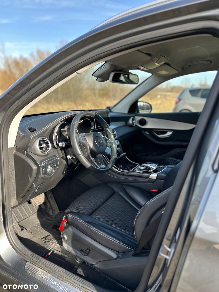 Mercedes-Benz GLC 220 d 4-Matic - 13