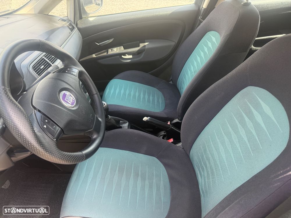 Fiat Grande Punto 1.3 M-Jet Free J15 - 10