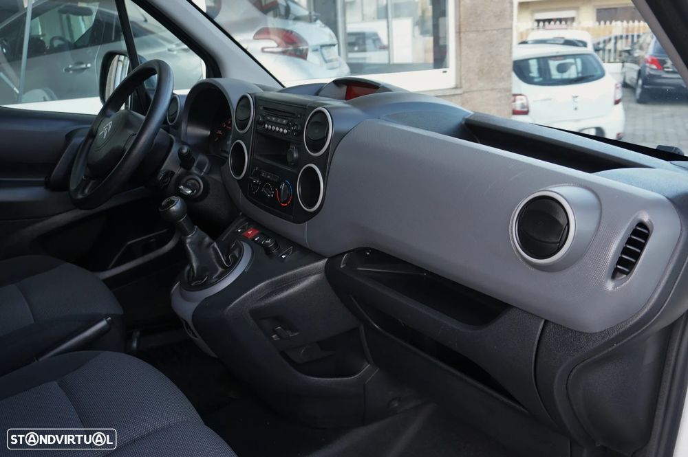 Citroën Berlingo Van 1.6 HDI 3 Lugares IVA/DEDUTÍVEL - 17