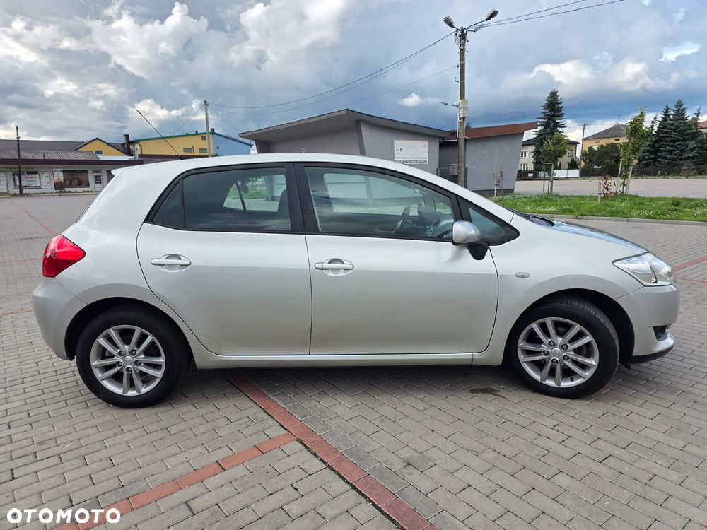 Toyota Auris 1.6 Life - 12