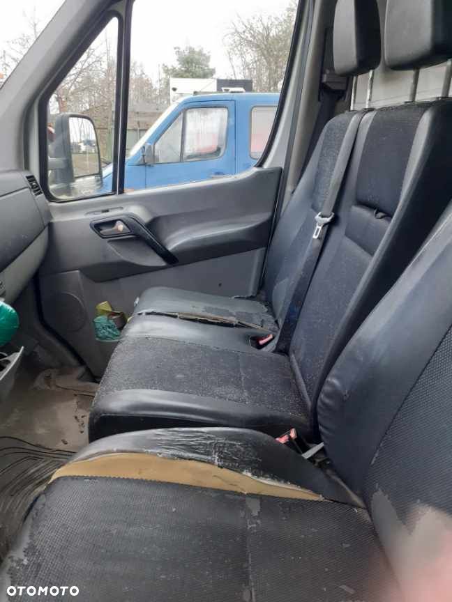 Mercedes-Benz SPRINTER - 8