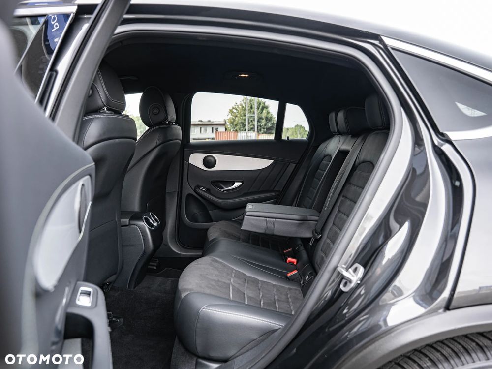 Mercedes-Benz GLC GLC-Coupe 200 4Matic 9G-TRONIC AMG Line Plus - 29