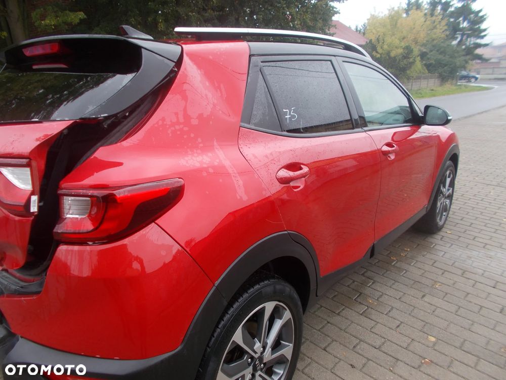 Kia Stonic 1.4 L - 6