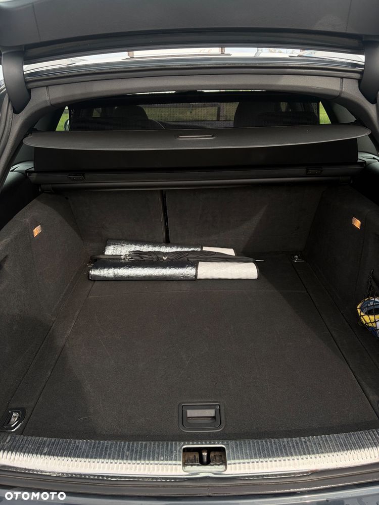 Audi A4 Avant 2.0 TDI - 9