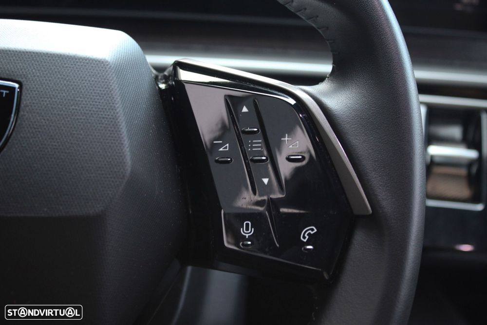 Peugeot 3008 1.2 Hybrid Allure e-DCS6 - 19