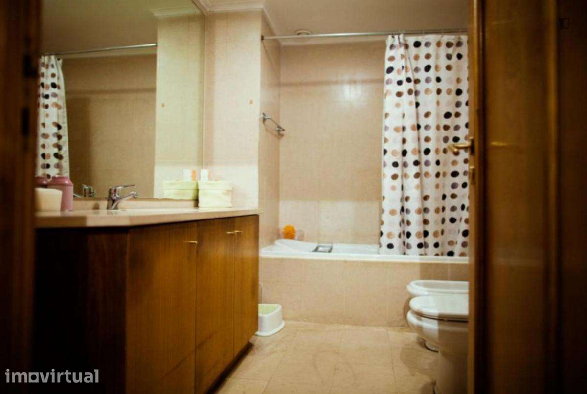 Apartamento com 2 quartos - localizado em Canidelo Porto - Grande imagem: 5/16
