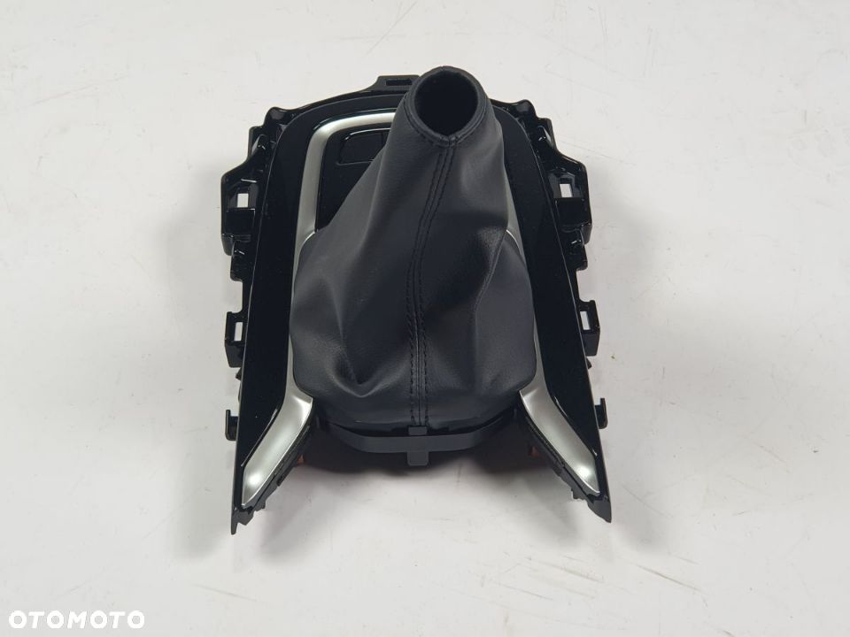 TOYOTA COROLLA od 2019r Panel Tunelu Środkowego - 3