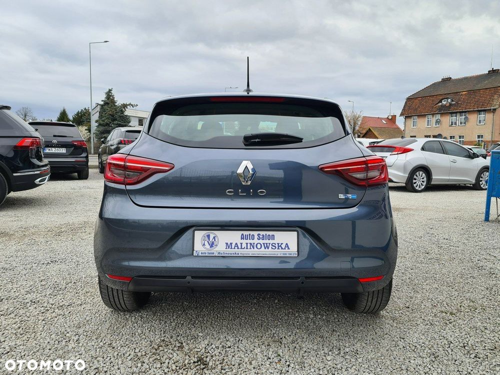 Renault Clio - 6