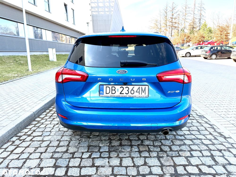 Ford Focus SW 1.0 EcoBoost S&S TITANIUM X - 6