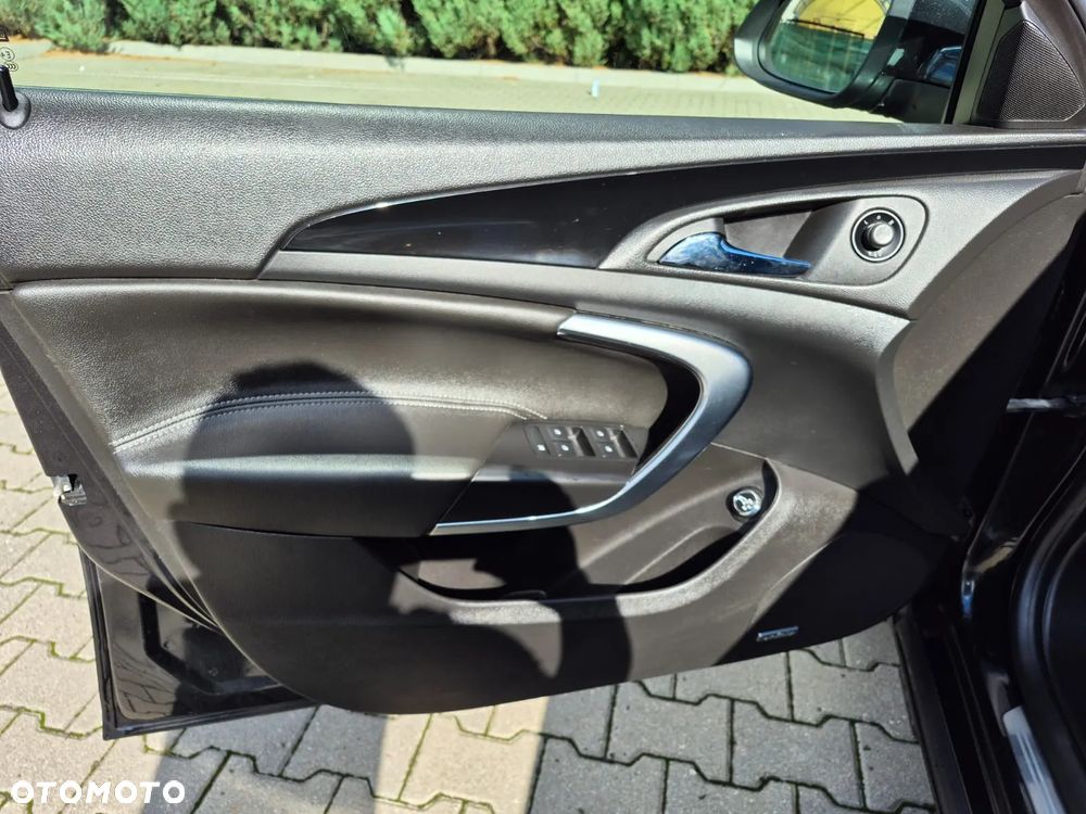 Opel Insignia 2.0 Turbo Sports Tourer Cosmo - 12