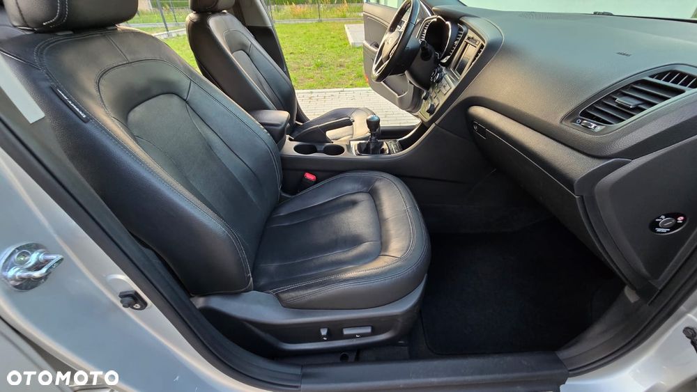 Kia Optima 1.7 CRDI EcoDynamics Edition 7 - 17