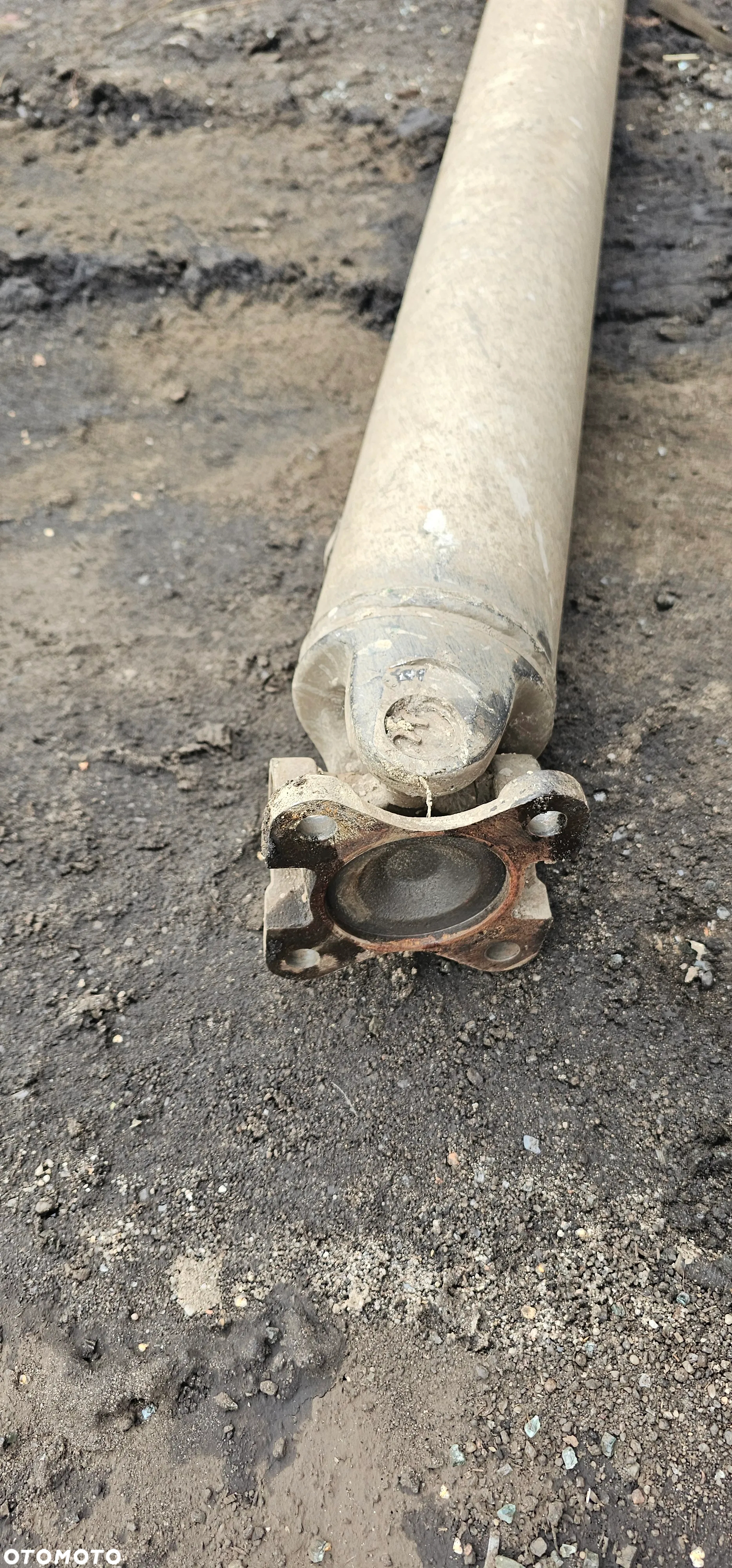 Wał napędowy Nissan Navara D23 16r. 373004JA0A - 3
