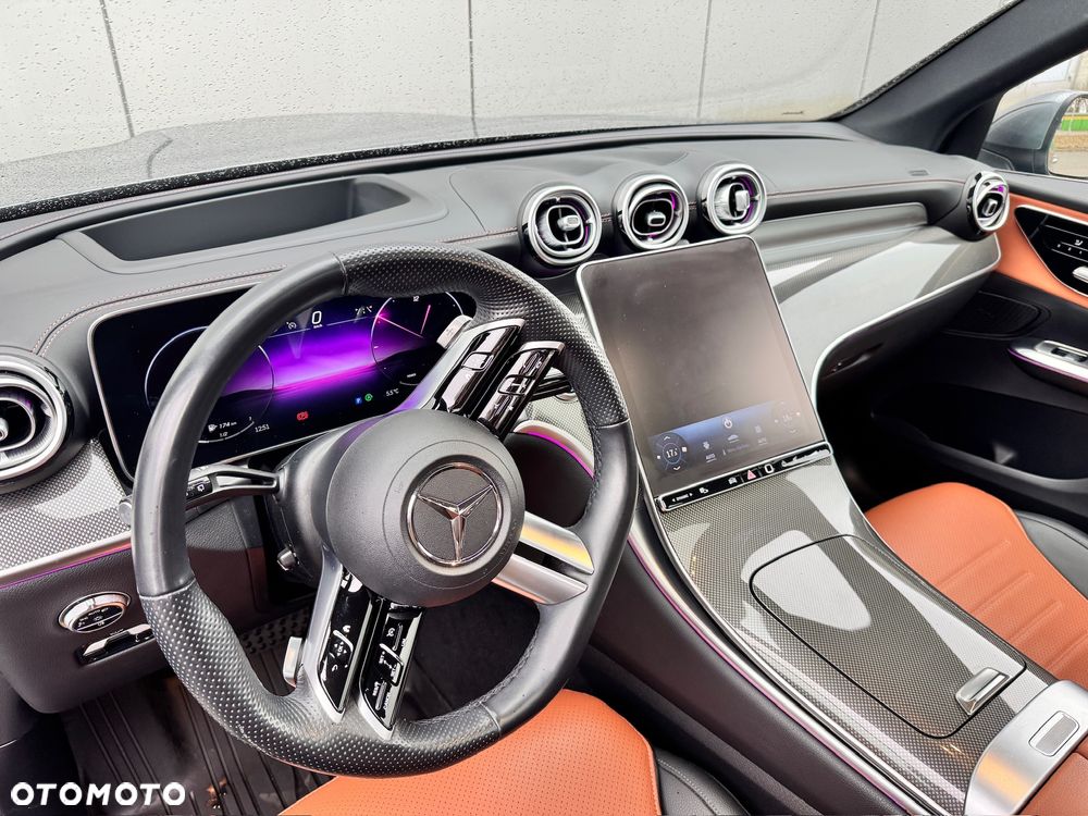 Mercedes-Benz GLC 200 mHEV 4-Matic AMG Line - 11