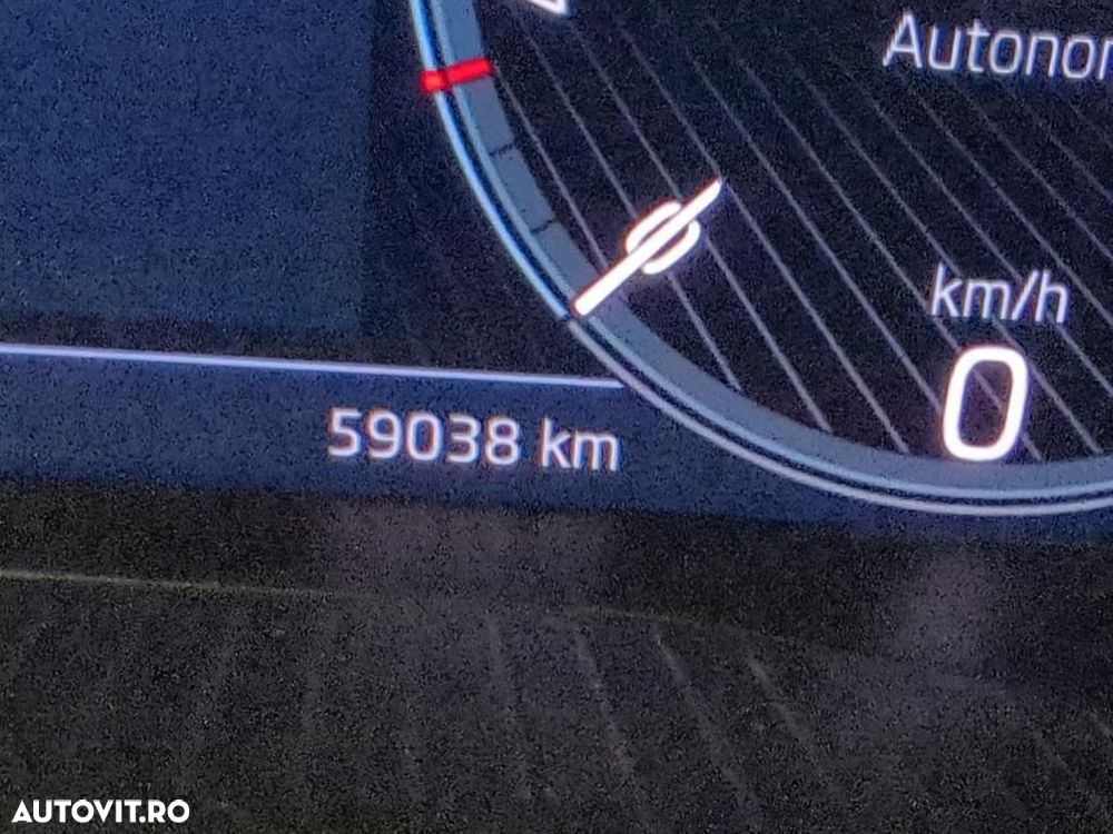 Skoda Kodiaq 2.0 TDI 4X4 DSG SportLine - 4