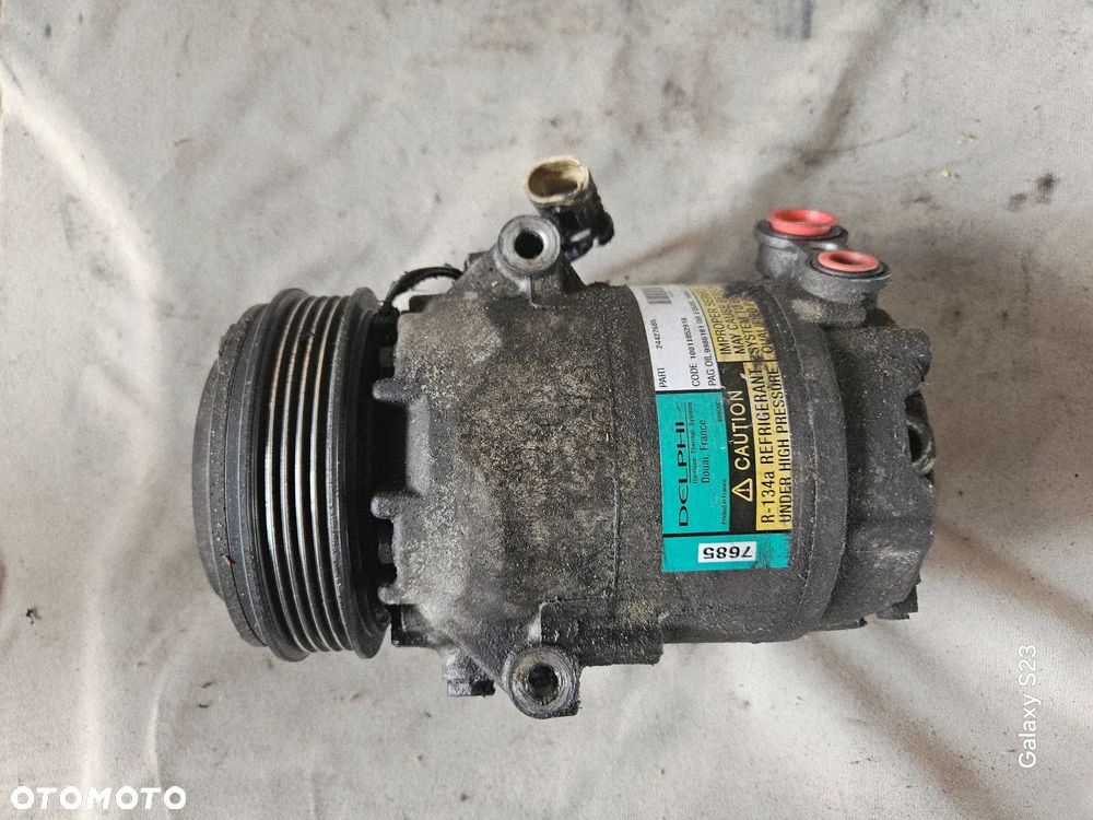 Sprężarka pompa kompresor klimatyzacji Opel Corsa C 1,0 12V 1,2 24427685 RR - 1
