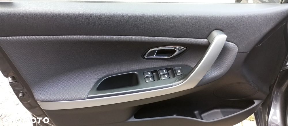 Kia Ceed 1.6 GDI Dream-Team Edition - 15