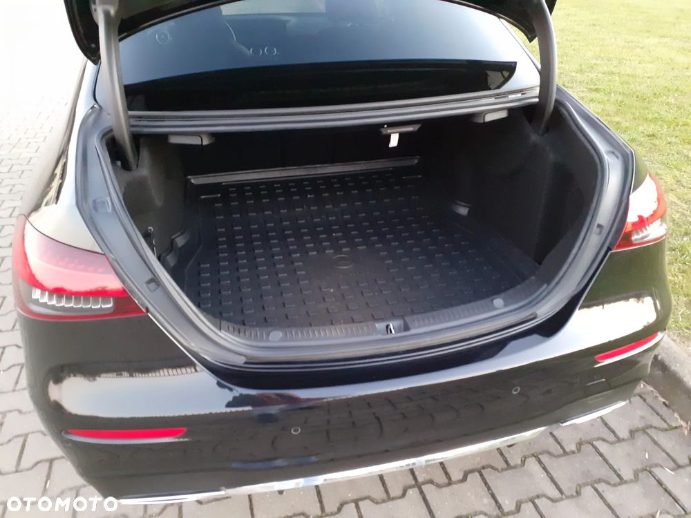 Mercedes-Benz Klasa E 220 d 4-Matic AMG - 8