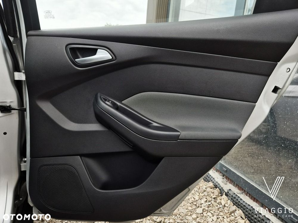 Ford Focus - 23