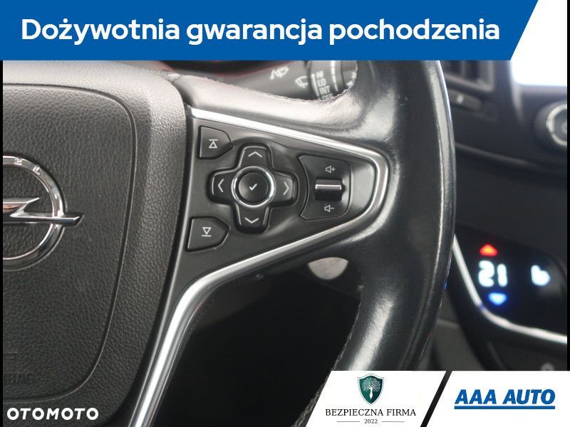 Opel Insignia - 20