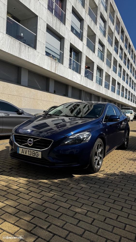 Volvo V40 D2 Ocean Race - 1