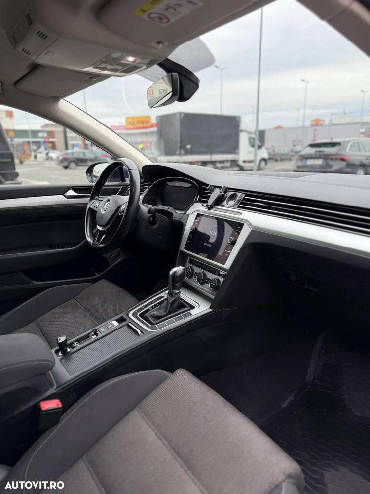 Volkswagen Passat 2.0 TDI DSG R Executive - 24
