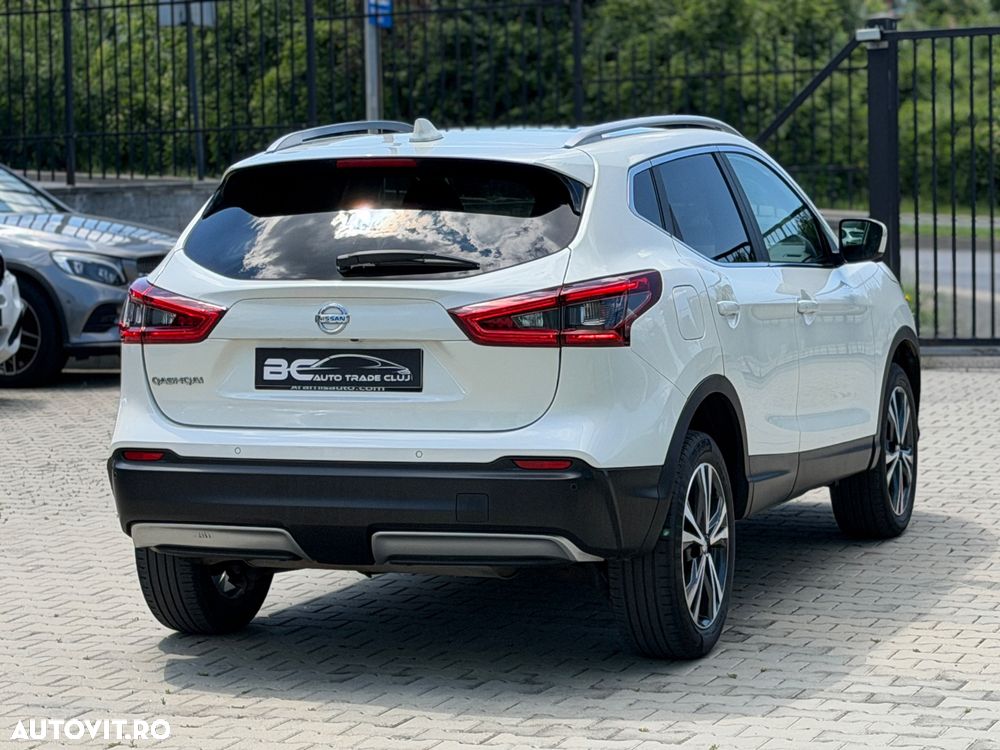 Nissan Qashqai 1.6 DCI ALL-MODE 4x4i N-Connecta - 22
