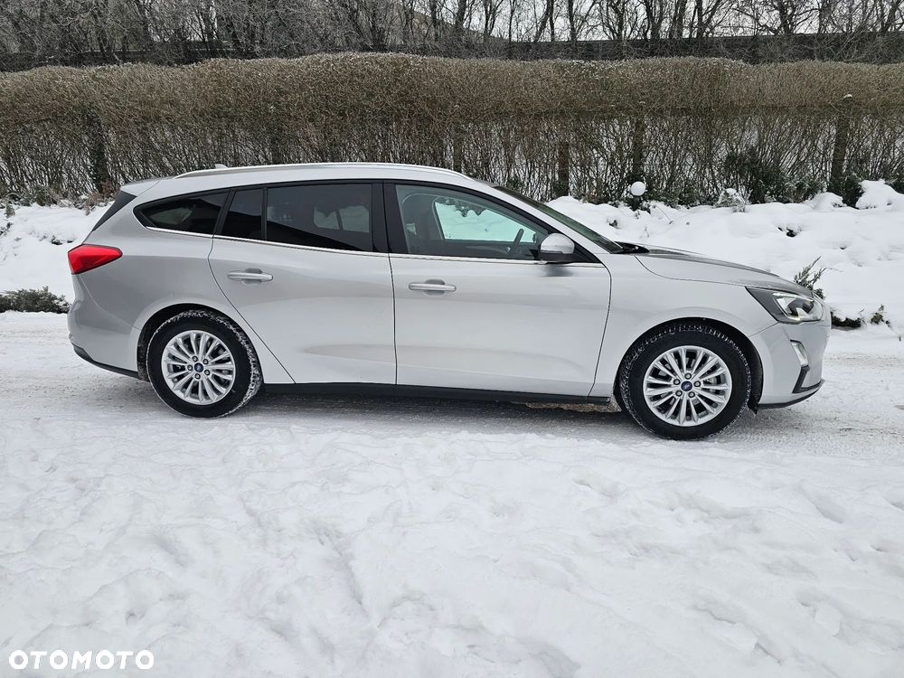 Ford Focus 1.0 EcoBoost Edition - 4