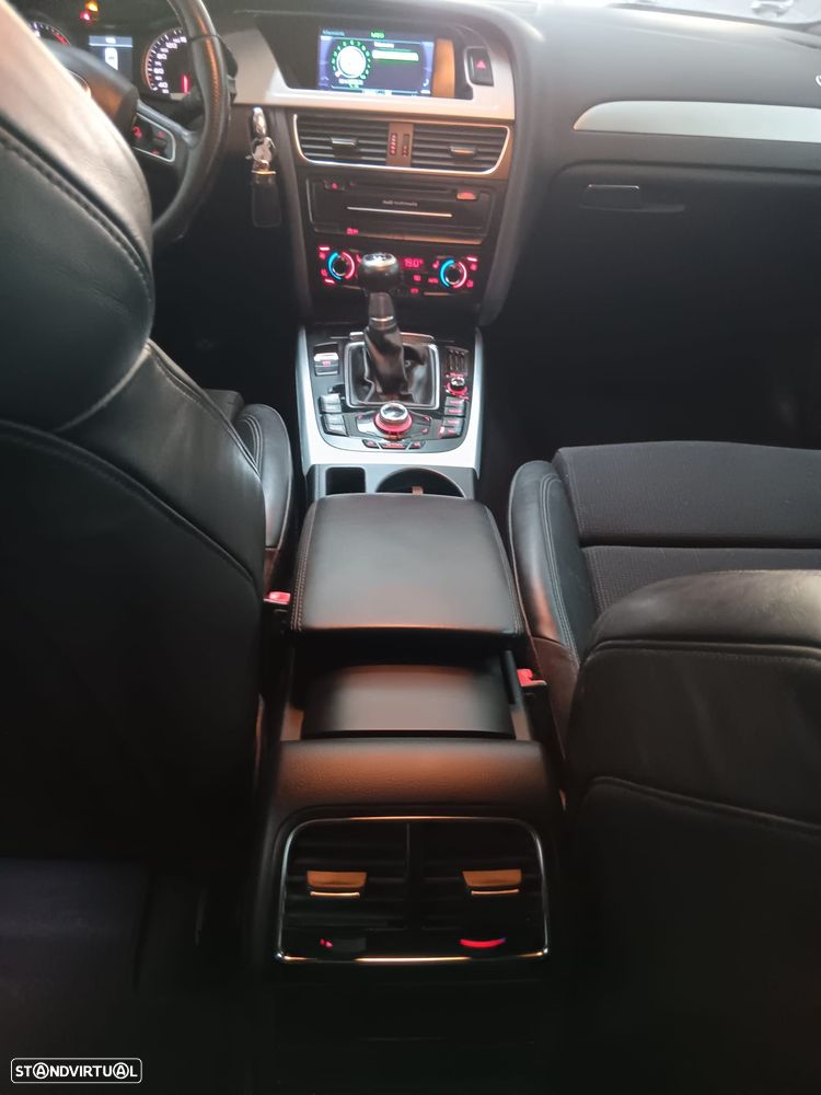 Audi A4 Avant 2.0 TDI DPF S line Sport Pack (plus) - 12