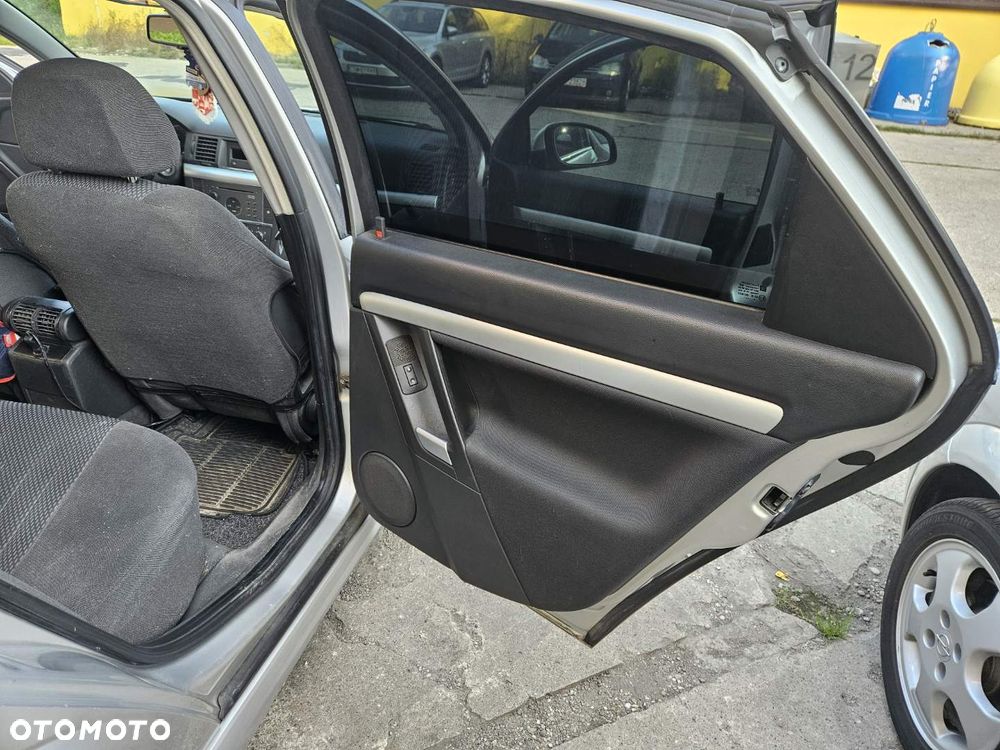 Opel Vectra 1.8 Club - 14